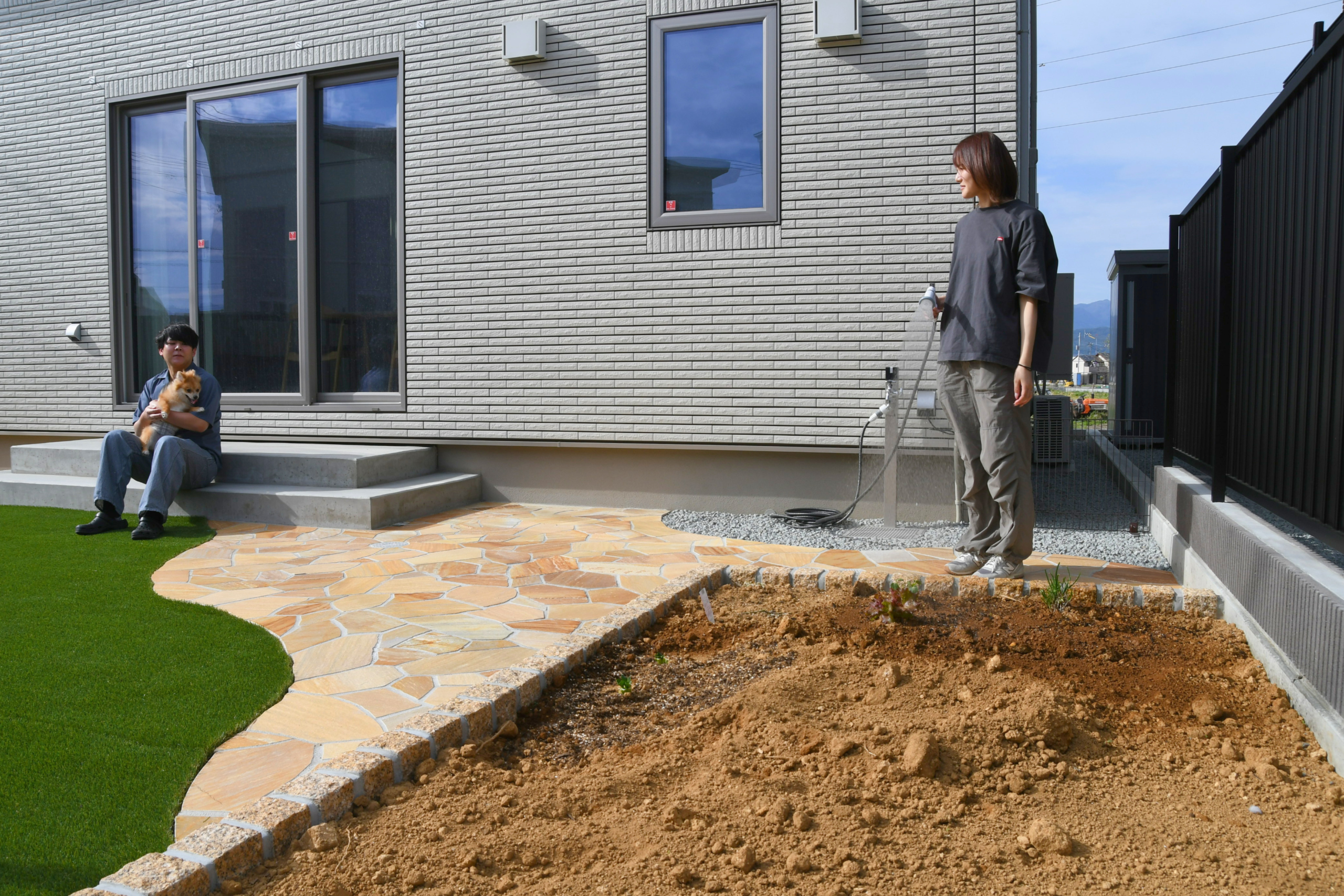 焚火や家庭菜園が楽しめる、自慢したくなるお庭が完成しました